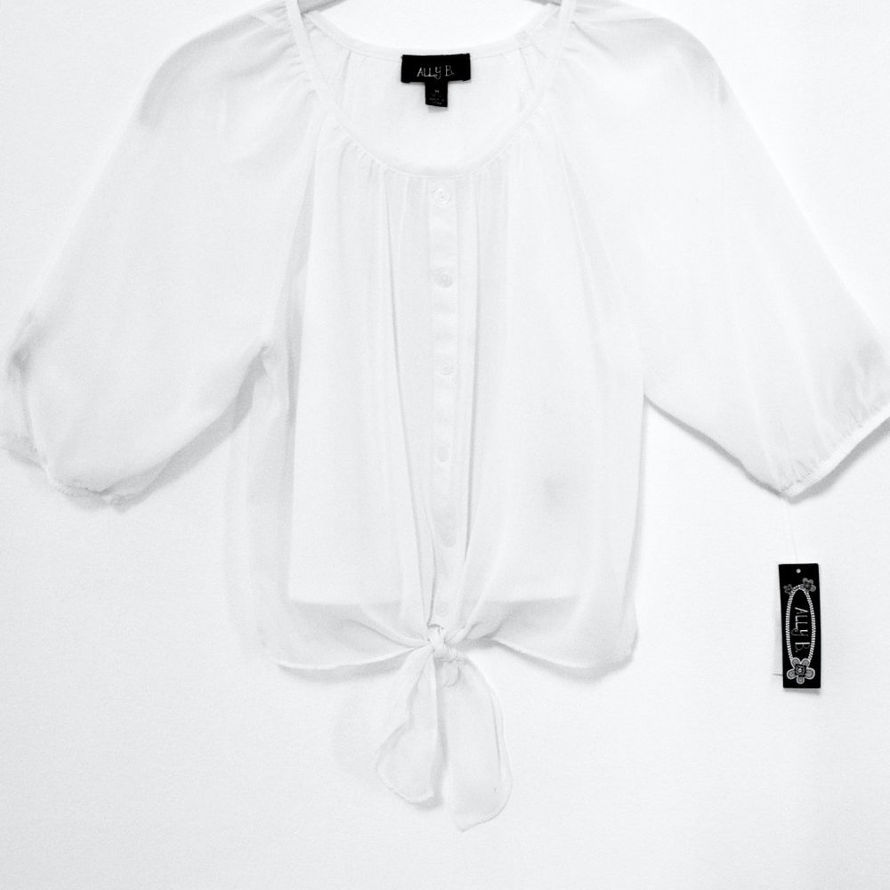 NEW Ally B. (A. Byer) White Blouse with Attached Shirt and Tie  - Medium…